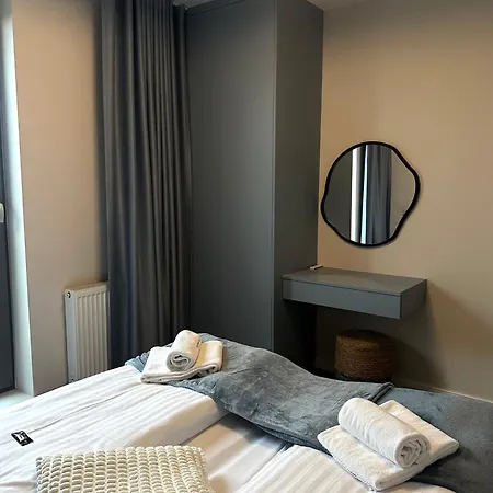 Scala By Moderna Profit - Lakowa 60h Z Parkingiem *