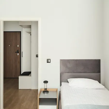 Scala By Moderna Profit - Lakowa 60h Z Parkingiem *