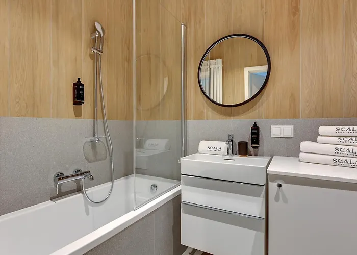 Scala By Moderna Profit - Lakowa 60h Z Parkingiem Daire *