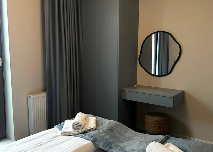 Scala By Moderna Profit - Lakowa 60h Z Parkingiem *