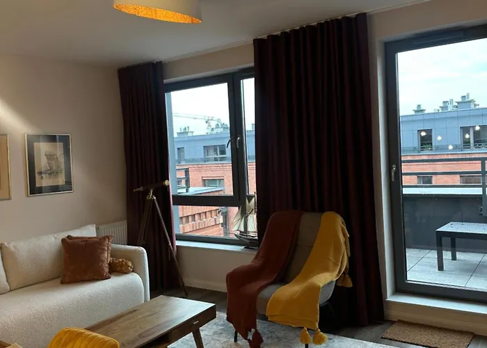 Scala By Moderna Profit - Lakowa 60h Z Parkingiem *